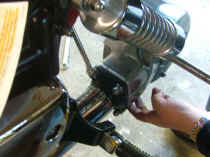/files/includes/images/dh_swingarm_gearcase2.jpg (212603 bytes)