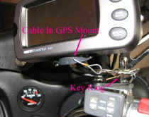 /files/includes/images/gps_tether_mounted_front.jpg (60229 bytes)