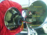 hidmod_Inside Headlight.jpg (63610 bytes)
