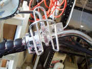 /files/includes/images/jax_drinkholder_front.jpg (85356 bytes)