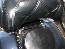 /files/includes/images/pillionbag_gap.jpg (78317 bytes)