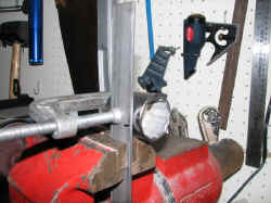 /files/includes/images/ss_brace_bending.jpg (82044 bytes)