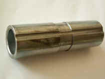 /files/includes/images/swingarm_grooved_spacer.jpg (11061 bytes)