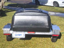 /files/includes/images/trailer_toolboxes_rear.jpg (211748 bytes)
